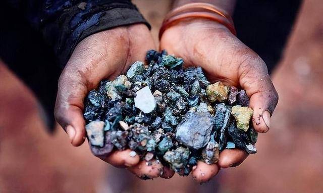 开打！荷兰剥夺中方控制权除氟石和铋外北京还有5张反制王牌(图5)