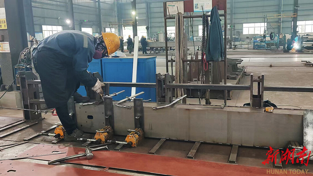 支部建在产业上⑩丨坤鼎数控：智能焊铸未来(图5)