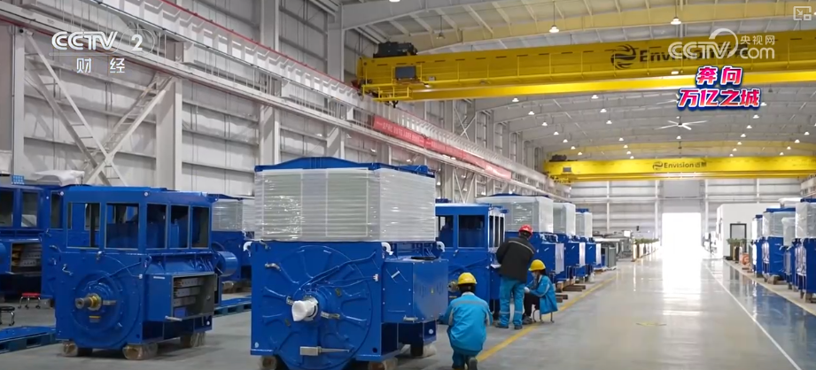 米乐M6平台：从“制造”到“智造”传统产业焕新“加速跑”新产业激活增长新动能奔向万亿之城(图6)